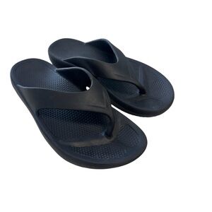 Women’s  Black Flip Flops Size 9